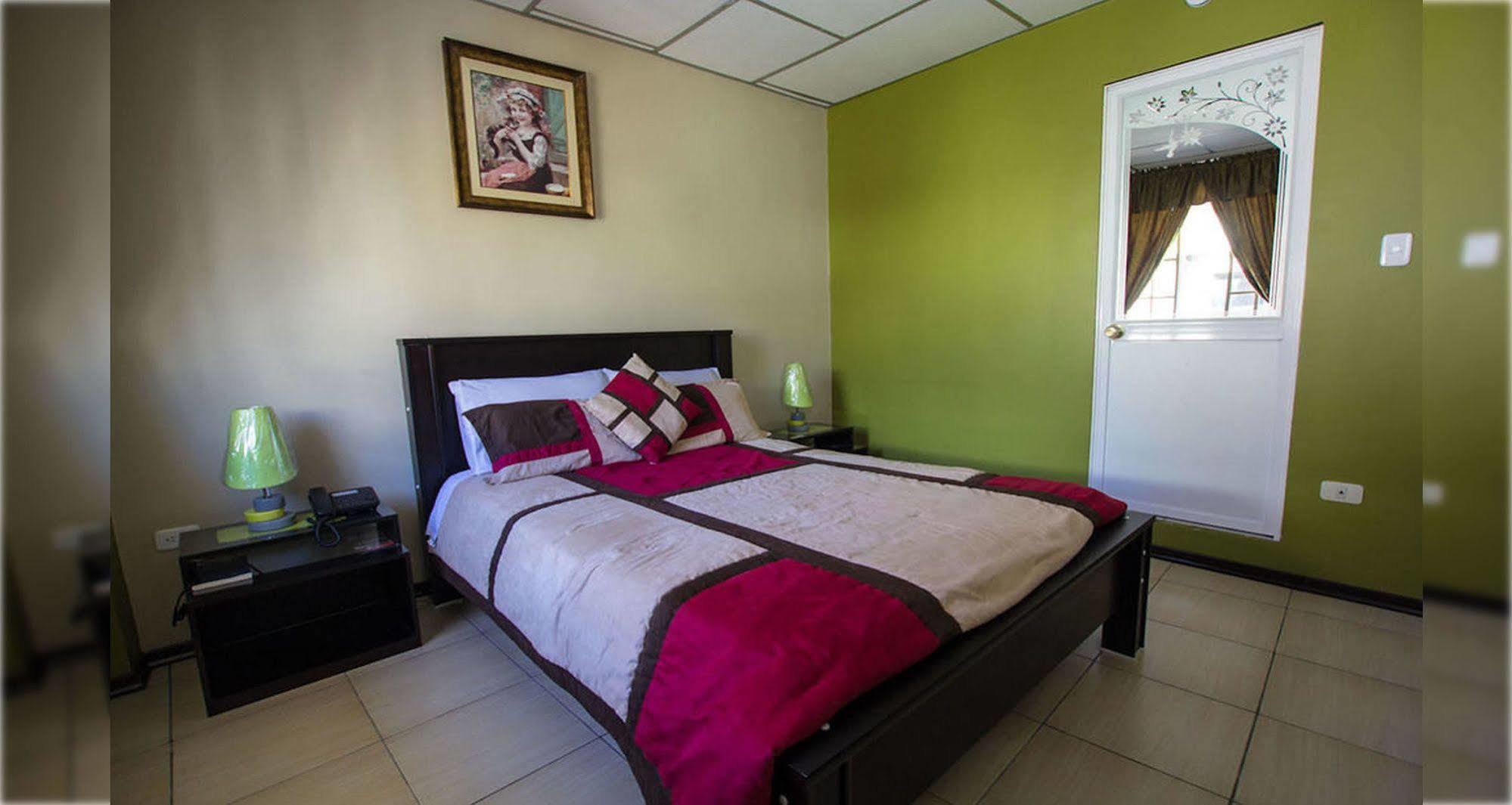 Hotel Las Gardenias Cuenca Extérieur photo